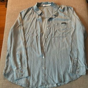 Ladies XL Calvin Klein button down top.  New without tags
